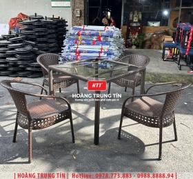 Bàn ghế nhựa giả mây ngoài trời HTT104
