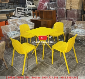 Bàn ghế nhựa đúc nguyên khối HTT04