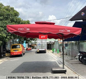 Dù cafe lệch tâm vuông 3m HTT02