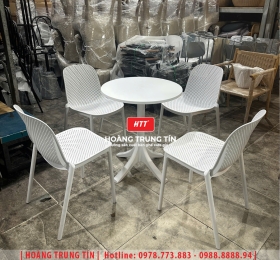 Bàn ghế nhựa đúc nguyên khối HTT06