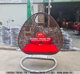 Xích đu đan nhựa giả mây ngoài trời HTT08