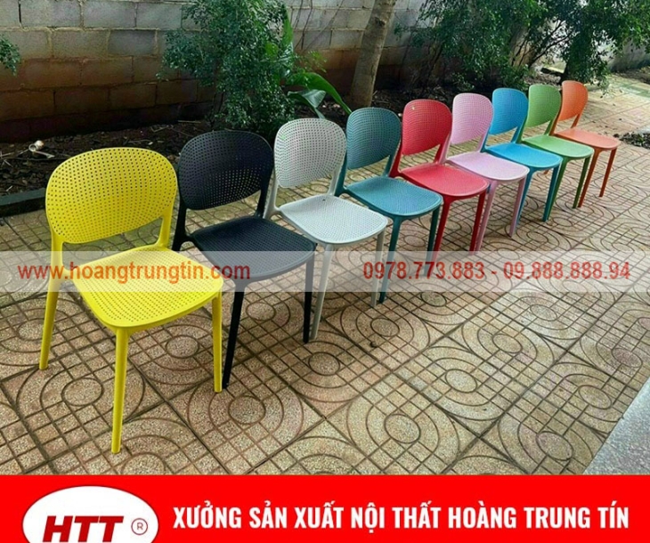 Bàn ghế nhựa đúc giá xưởng tại TP.HCM