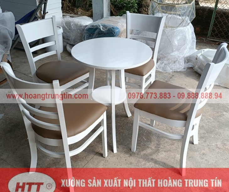 Xưởng nội thất cung cấp các sản phẩm bàn ghế gỗ cao su tại Bình Định