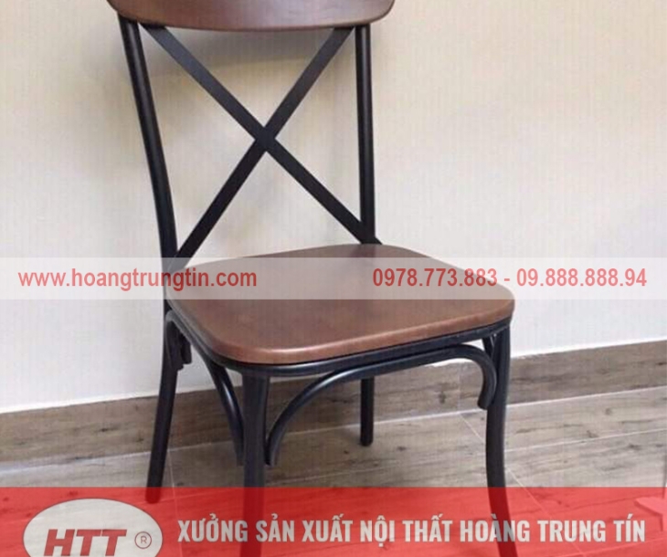 Xưởng cung cấp bàn ghế sắt gỗ giá rẻ tại Bạc Liêu