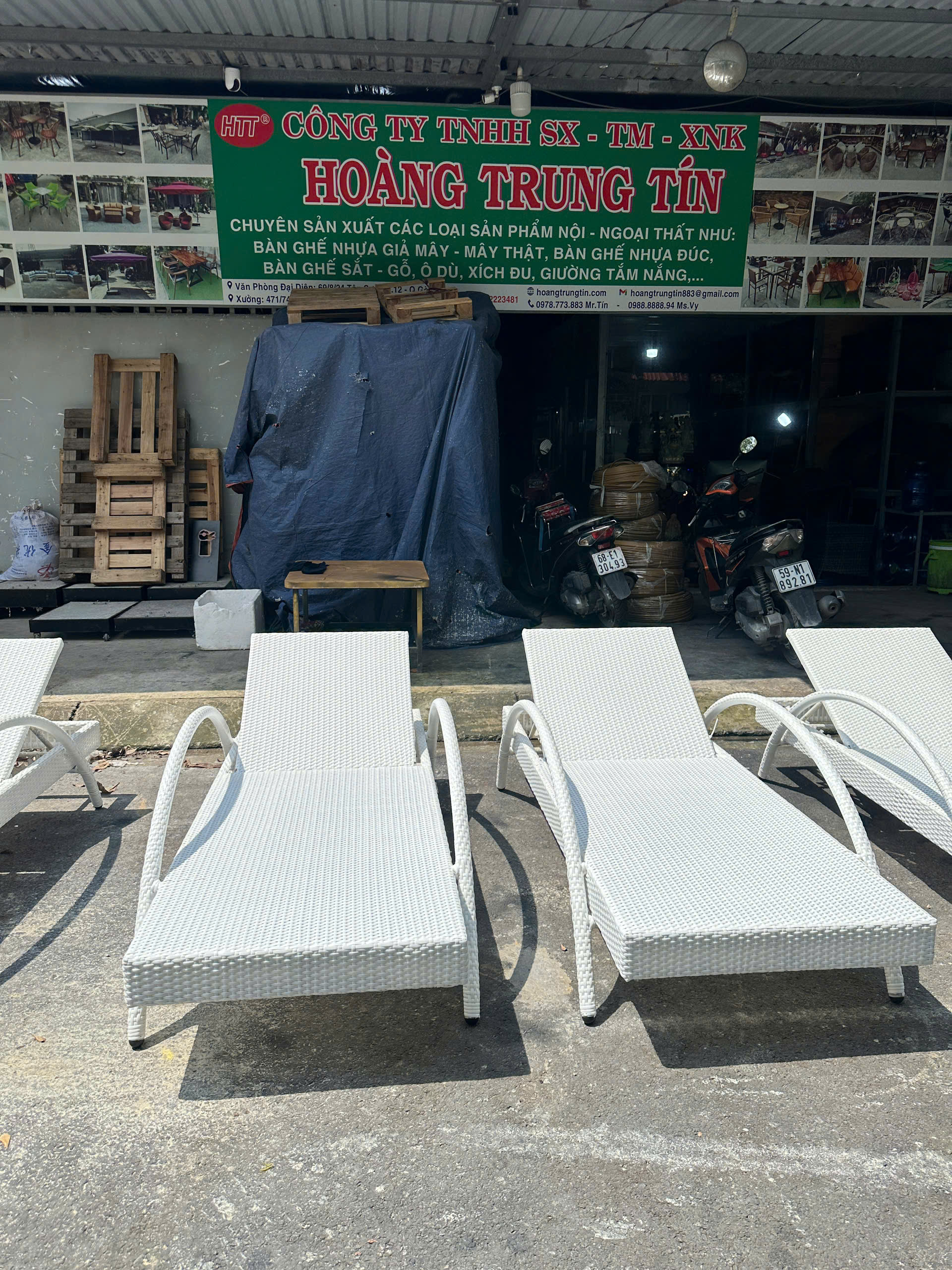 Giường Tắm Nắng Mây Nhựa Cao Cấp – Sản Xuất Trực Tiếp Tại Xưởng Hoàng Trung Tín