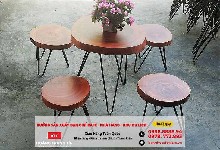Bạn sẽ dễ dàng bắt gặp những bộ bàn ghế quán cóc tại Ninh Thuận